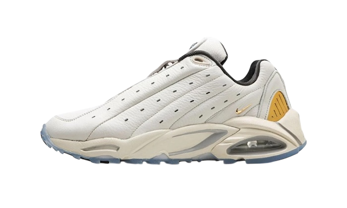Nike Hot Step Air Terra Drake
NOCTA Champagne