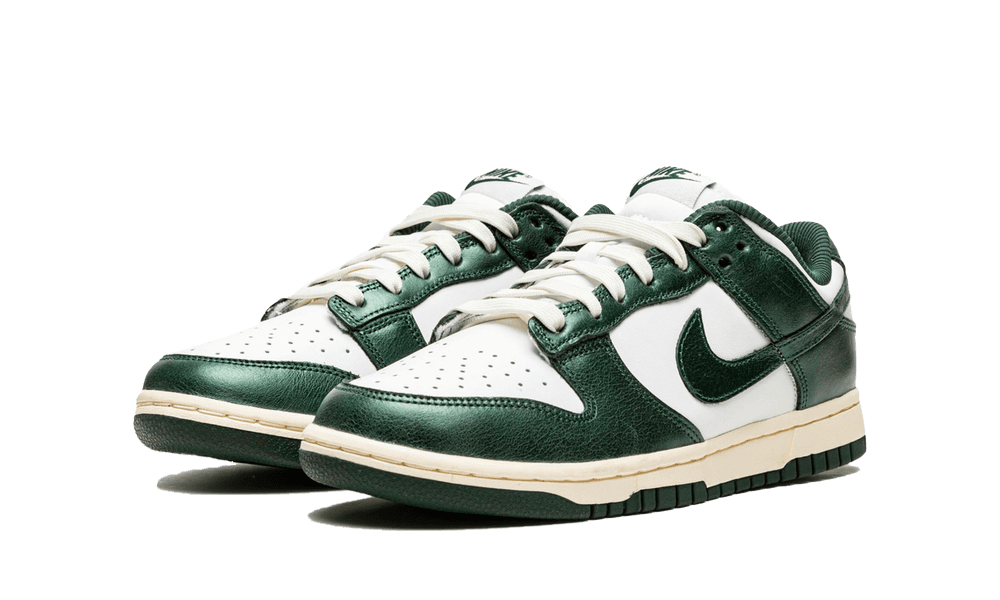 Nike Dunk Low Vintage Green (W)
